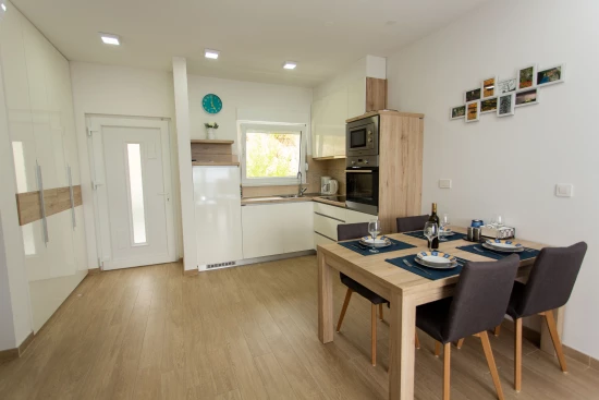 Vila Střední Dalmácie - Duće DA 7529 N1