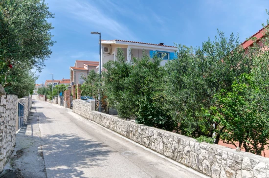 Apartmán Střední Dalmácie - Okrug Gornji DA 7540 N1