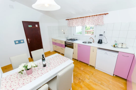 Apartmán Střední Dalmácie - Okrug Gornji DA 7540 N1