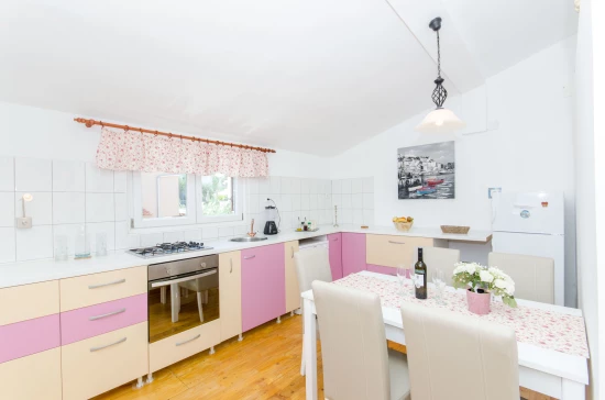 Apartmán Střední Dalmácie - Okrug Gornji DA 7540 N1