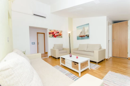 Apartmán Střední Dalmácie - Okrug Gornji DA 7540 N1
