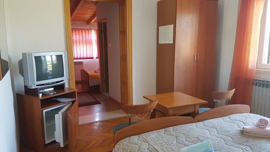 Apartmánový pokoj Ostrov Hvar - Jelsa OS 9620 N1