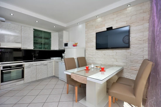 Apartmán Střední Dalmácie - Podstrana DA 7551 N1