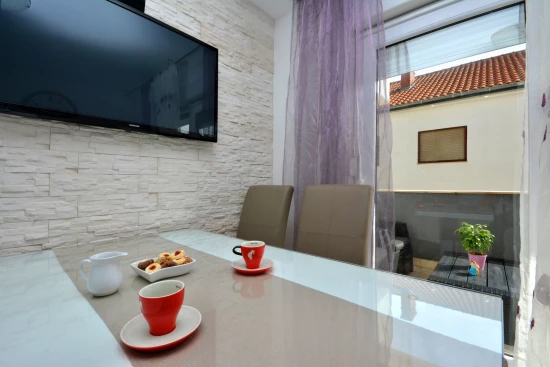 Apartmán Střední Dalmácie - Podstrana DA 7551 N1