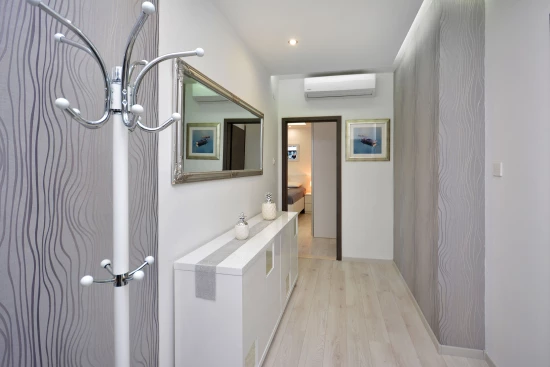 Apartmán Střední Dalmácie - Podstrana DA 7551 N1