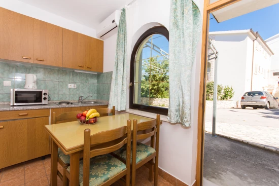Apartmán Střední Dalmácie - Okrug Gornji DA 7551 N5