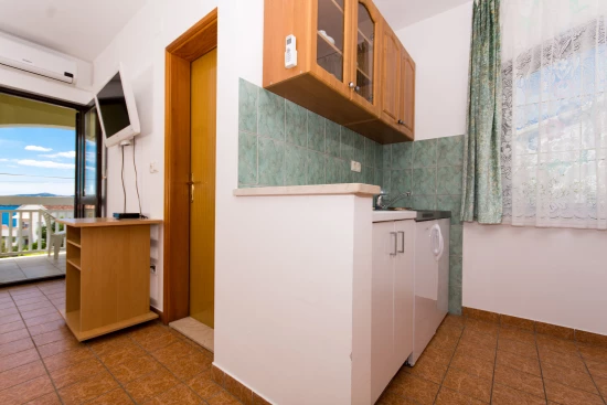 Apartmán Střední Dalmácie - Okrug Gornji DA 7552 N1