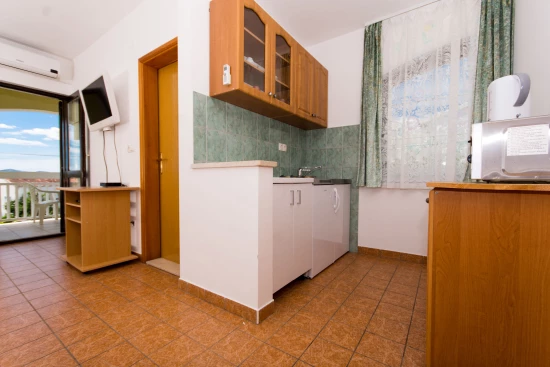 Apartmán Střední Dalmácie - Okrug Gornji DA 7552 N1