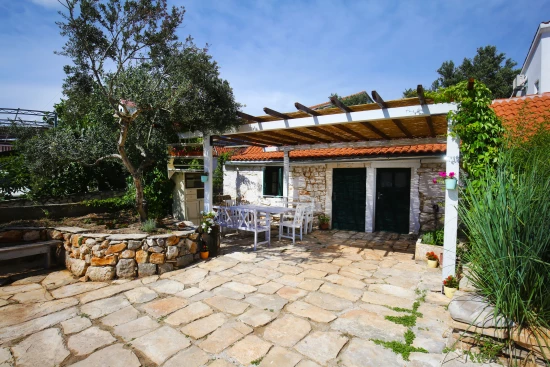 Domek Střední Dalmácie - Vinišće DA 7553 N1