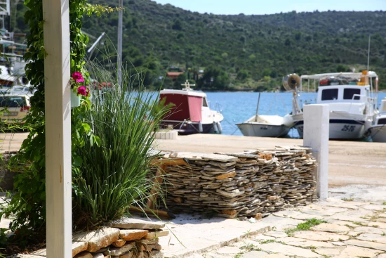 Domek Střední Dalmácie - Vinišće DA 7553 N1