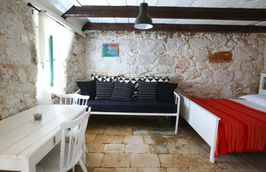 Domek Střední Dalmácie - Vinišće DA 7553 N1