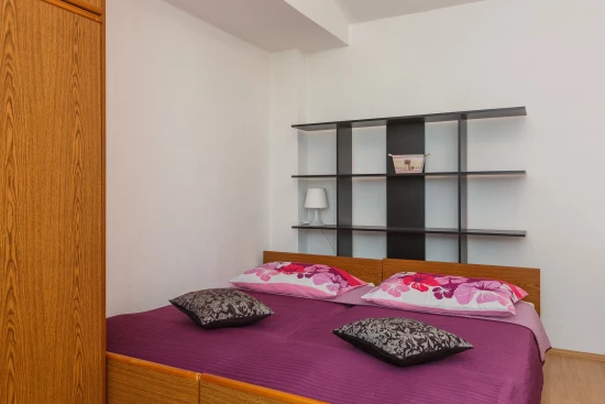 Apartmán Střední Dalmácie - Kaštela DA 7561 N2