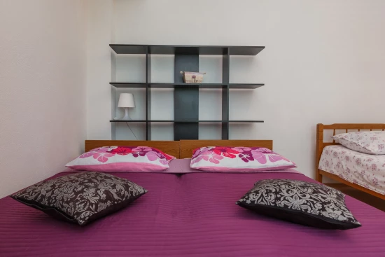 Apartmán Střední Dalmácie - Kaštela DA 7561 N2