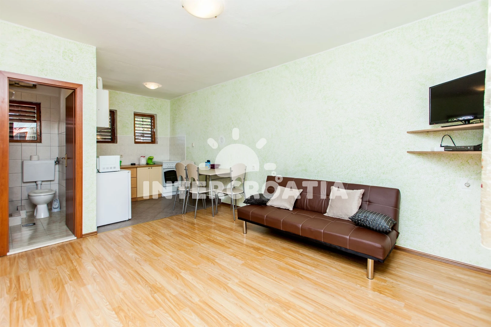 Domek Severní Dalmácie - Tribunj (Vodice) DA 7568 N1