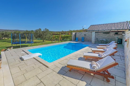 Vila Severní Dalmácie - Benkovac DA 7569 N1