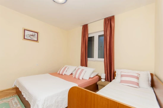 Apartmán Střední Dalmácie - Okrug Gornji DA 7573 N3