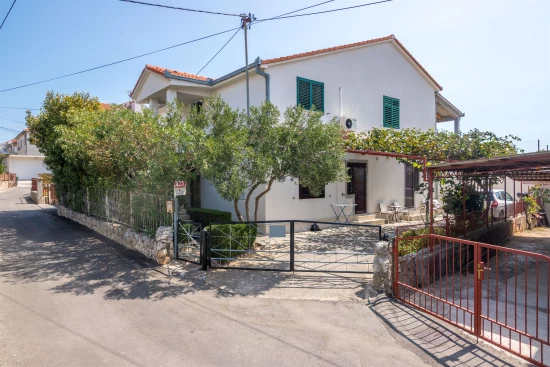 Apartmán Střední Dalmácie - Trogir DA 7577 N1