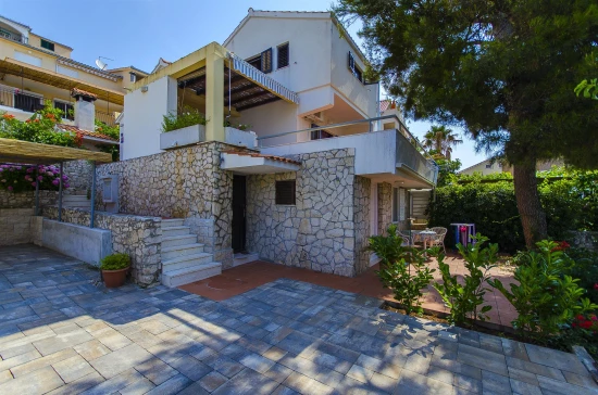 Apartmán Střední Dalmácie - Okrug Gornji DA 7581 N1