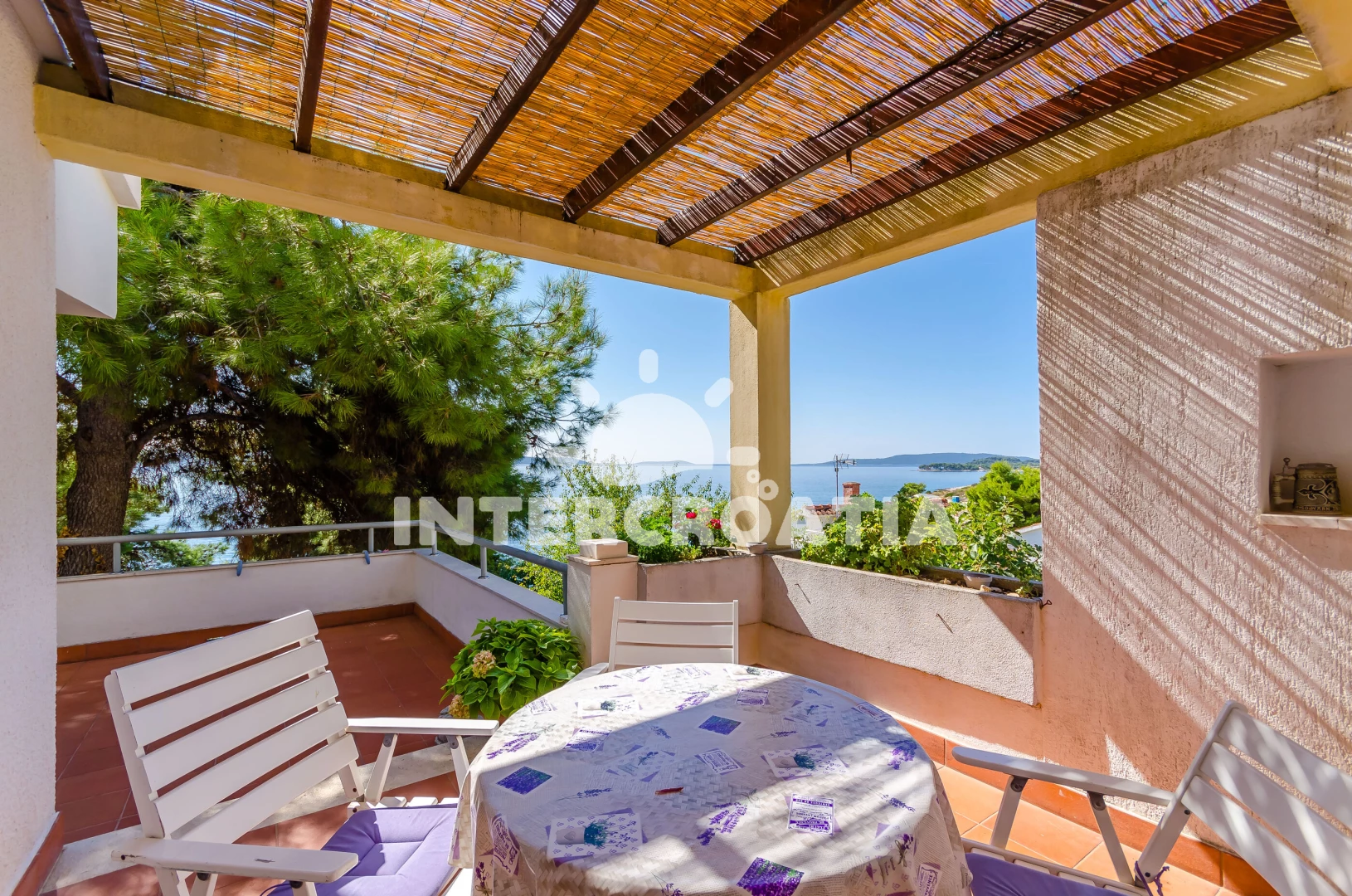 Apartmán Střední Dalmácie - Okrug Gornji DA 7581 N1