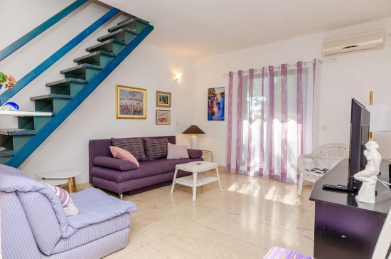 Apartmán Střední Dalmácie - Okrug Gornji DA 7581 N1