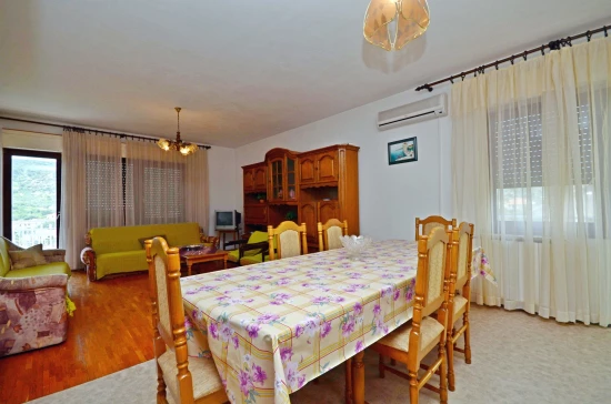 Apartmán Střední Dalmácie - Marina DA 7597 N1