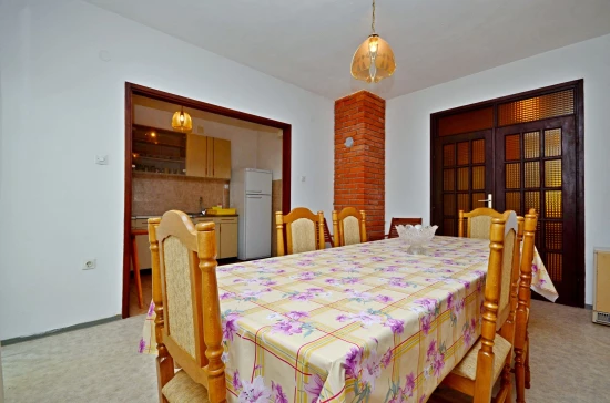 Apartmán Střední Dalmácie - Marina DA 7597 N1