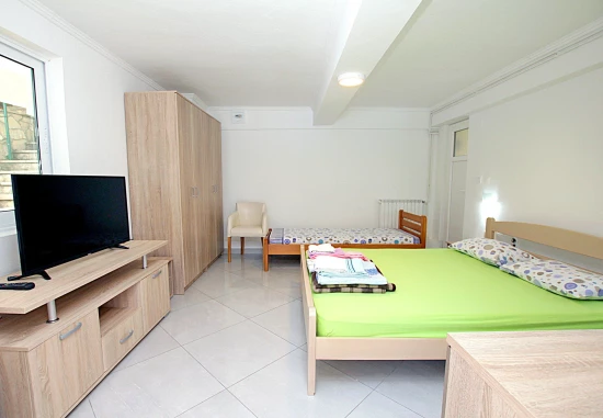 Vila Černá Hora - Reževići CH 7032 N1