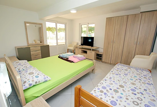 Vila Černá Hora - Reževići CH 7032 N1