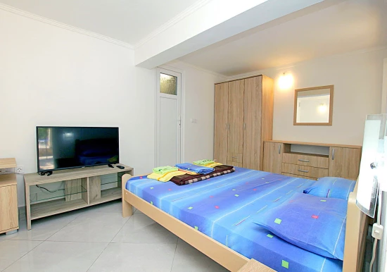 Vila Černá Hora - Reževići CH 7032 N1