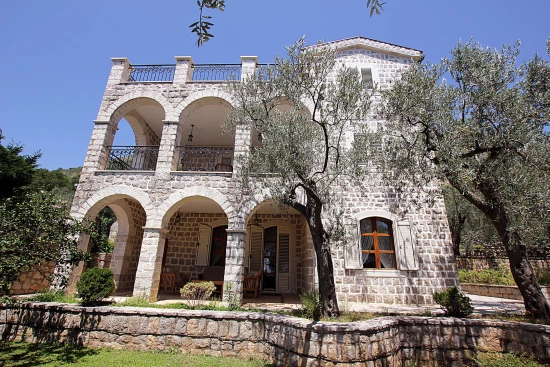 Vila Černá Hora - Reževići CH 7033 N1