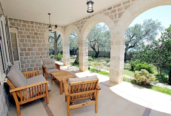 Vila Černá Hora - Reževići CH 7033 N1