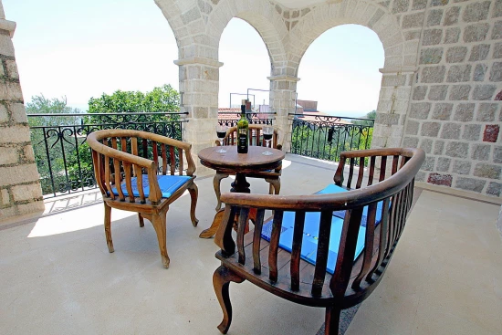 Vila Černá Hora - Reževići CH 7033 N1