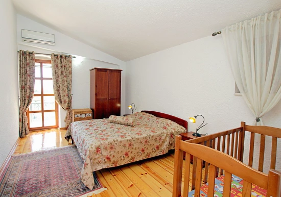 Vila Černá Hora - Reževići CH 7033 N1