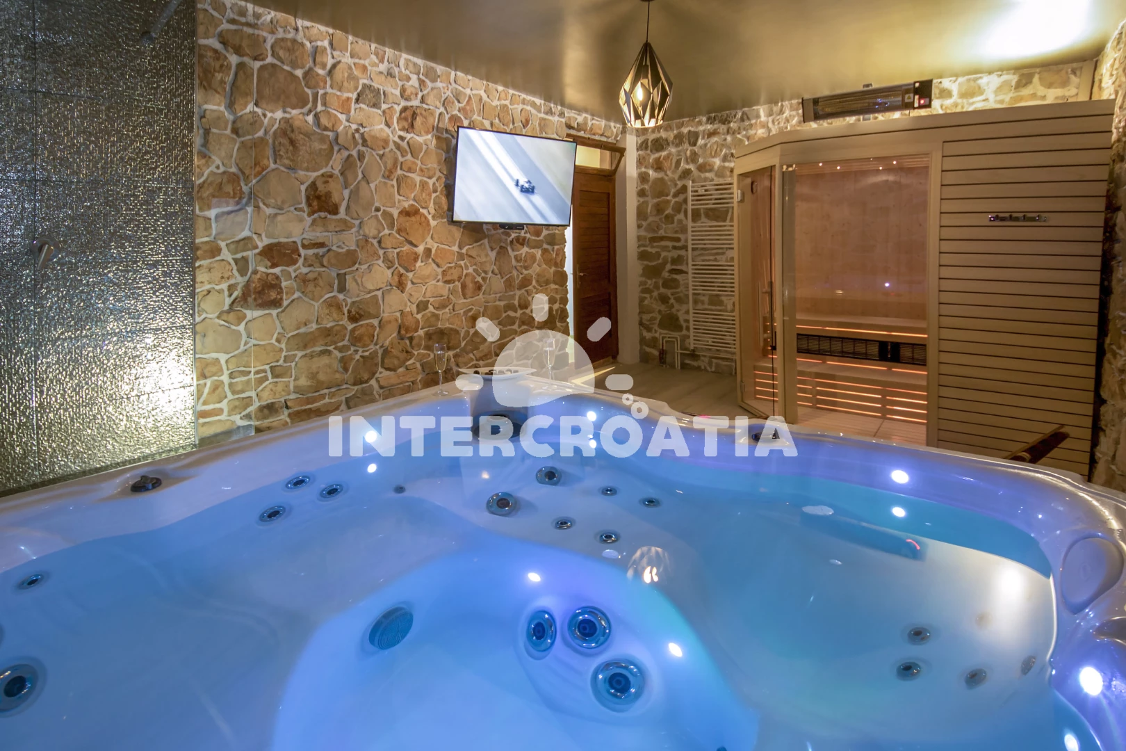 Vila Severní Dalmácie - Drniš (Šibenik) DA 7619 N1