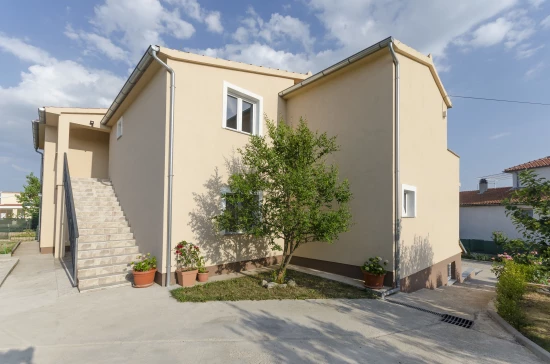 Apartmán Severní Dalmácie - Tribunj (Vodice) DA 7629 N1
