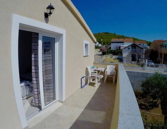 Apartmán Severní Dalmácie - Tribunj (Vodice) DA 7629 N1