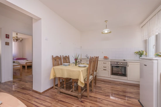 Apartmán Střední Dalmácie - Omiš DA 7630 N1