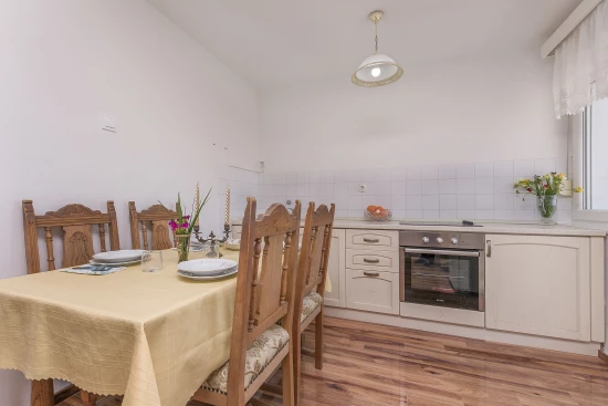Apartmán Střední Dalmácie - Omiš DA 7630 N1