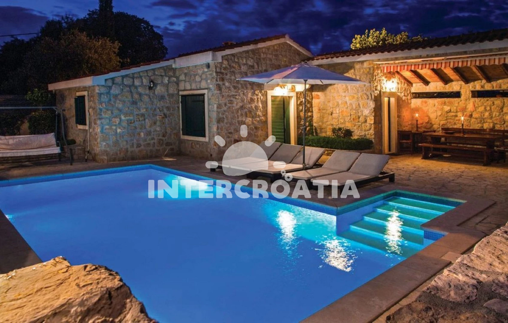 Vila Střední Dalmácie - Grabovac (Šestanovac) DA 7651 N1