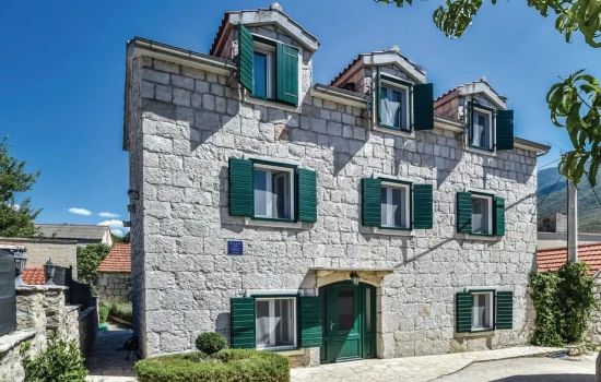 Vila Střední Dalmácie - Grabovac (Šestanovac) DA 7651 N1