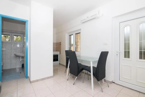 Apartmán Střední Dalmácie - Okrug Gornji DA 7663 N1