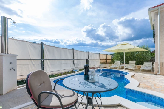 Vila Střední Dalmácie - Gata (Omiš) DA 7667 N1