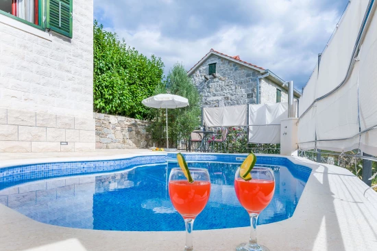 Vila Střední Dalmácie - Gata (Omiš) DA 7667 N1