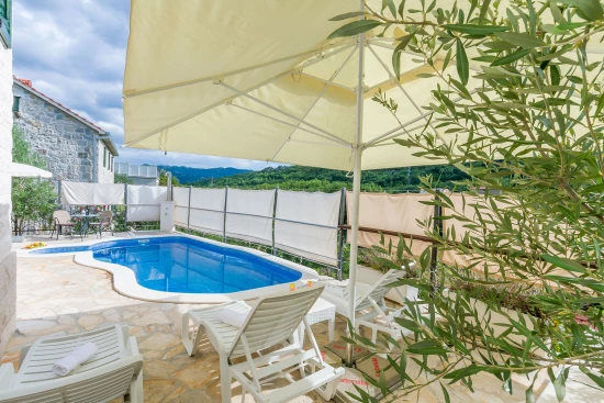 Vila Střední Dalmácie - Gata (Omiš) DA 7667 N1