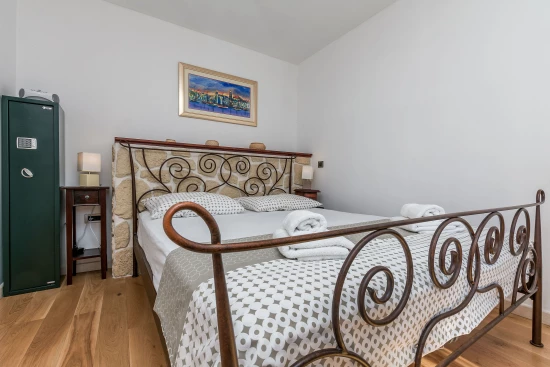 Vila Střední Dalmácie - Gata (Omiš) DA 7667 N1