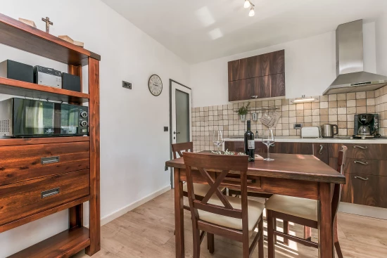 Vila Střední Dalmácie - Gata (Omiš) DA 7667 N1