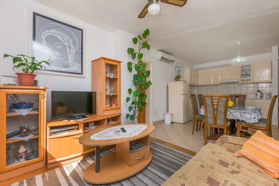 Apartmán Střední Dalmácie - Omiš DA 7675 N1