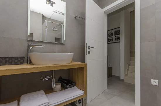 Apartmán Severní Dalmácie - Srima (Vodice) DA 7678 N4