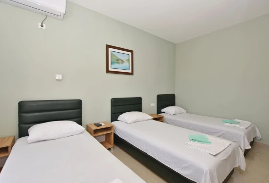 Apartmán Černá Hora - Čanj CH 7040 N4