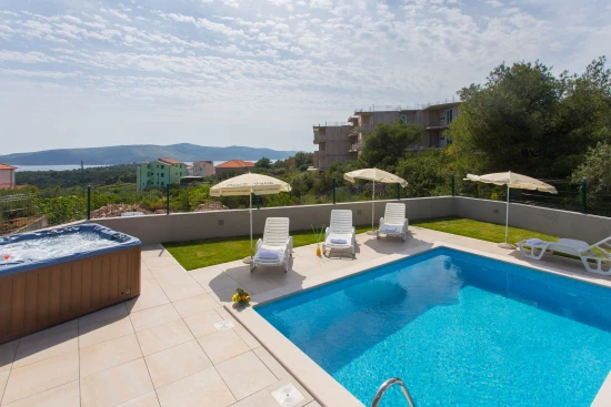 Vila Střední Dalmácie - Seget Vranjica DA 7695 N1